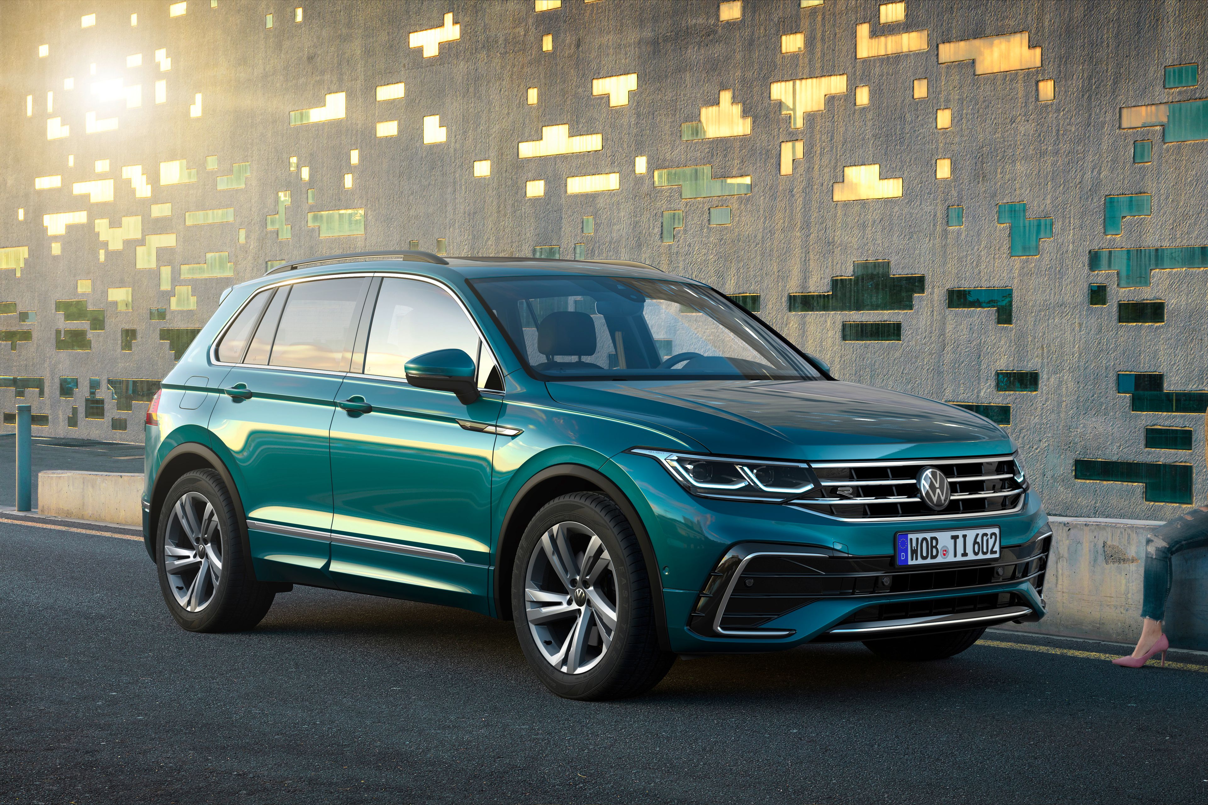 Світова прем'єра оновленого Tiguan та нового Tiguan R Світова прем'єра оновленого Tiguan та нового Tiguan R