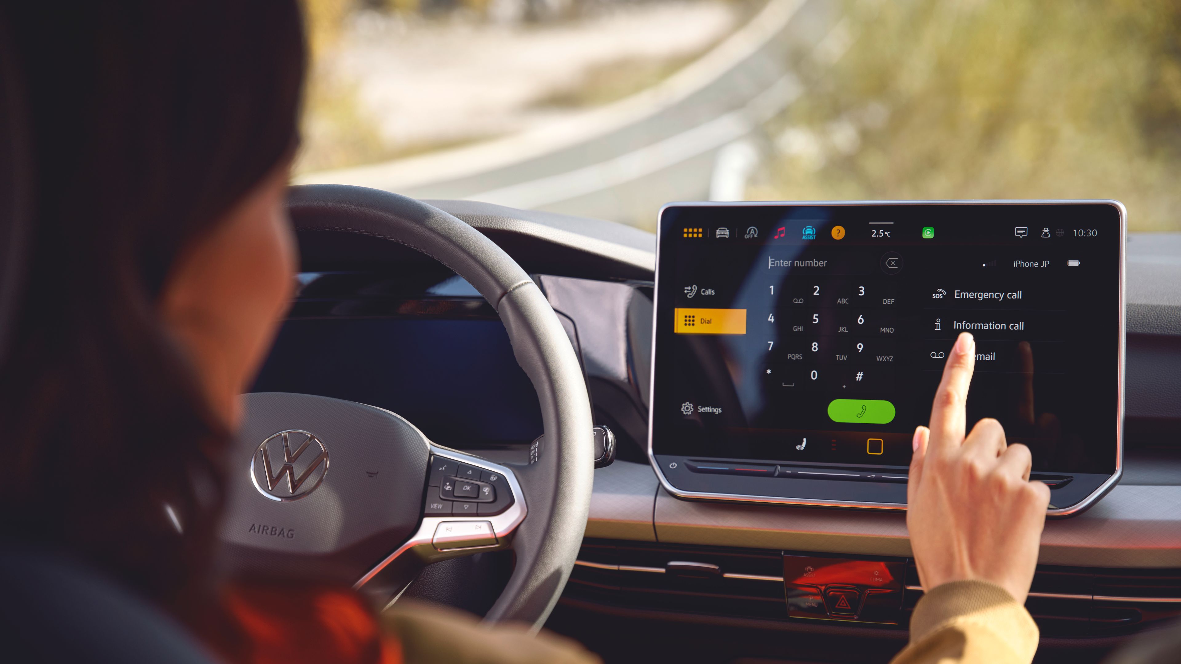 vw volkswagen touran blau mobilitaetsgarantie mann