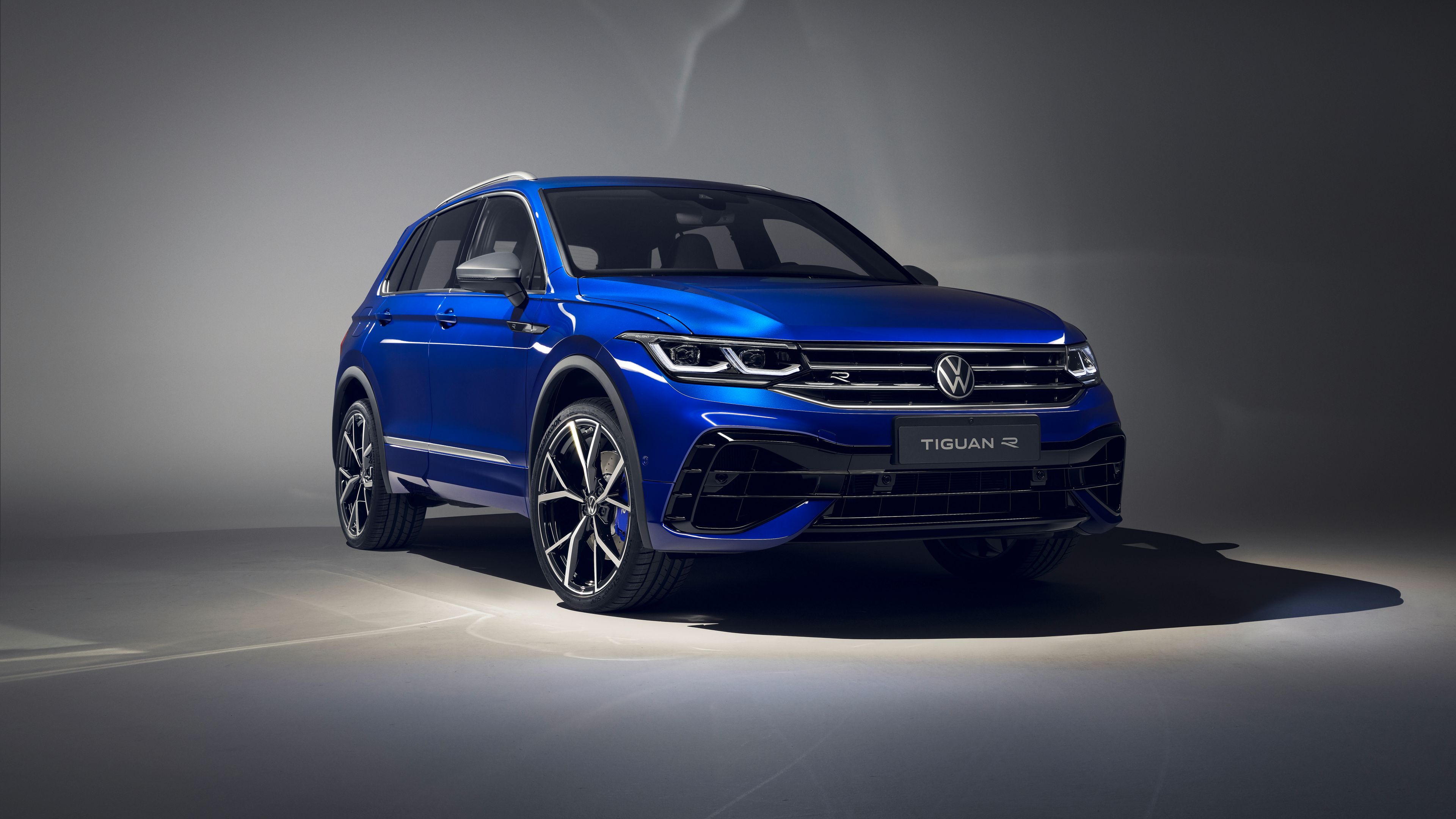 Новий Tiguan R