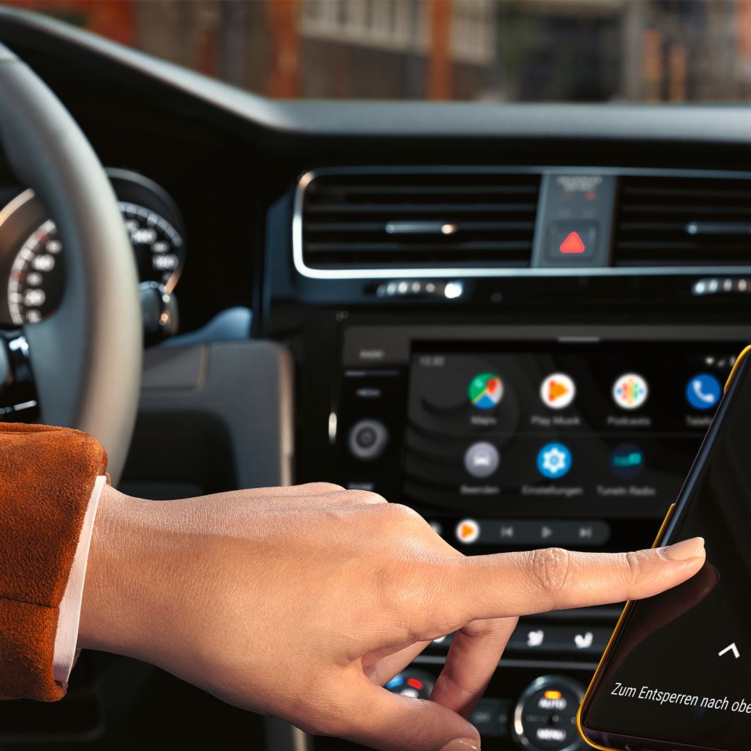 App-Connect. Перенесіть свої додатки в автомобіль.